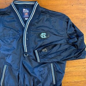 Pro Player North Carolina Tar Heels Windbreaker